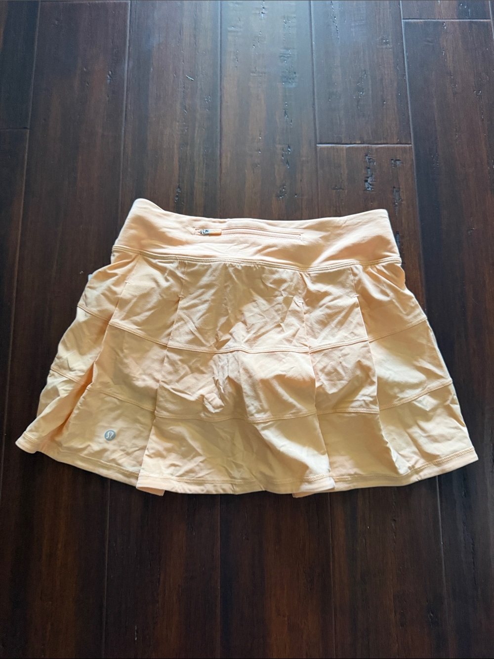 lululemon athletica Peach tennis skirt brand new - Picture 2 of 6